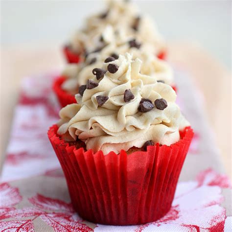 Chocolate Chip Cookie Dough Cupcakes The Girl Who Ate