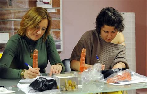 【画像】ロシアの女性たちが「セ クススクール」で一生懸命学んでいる様子・・・ ポッカキット