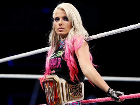 Wwe Raw Women S Champion Alexa Bliss Warns Asuka She Will