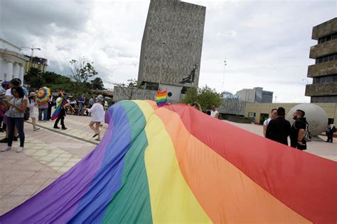 Costa Rica Approves Same Sex Marriage Arizona Bilingual News