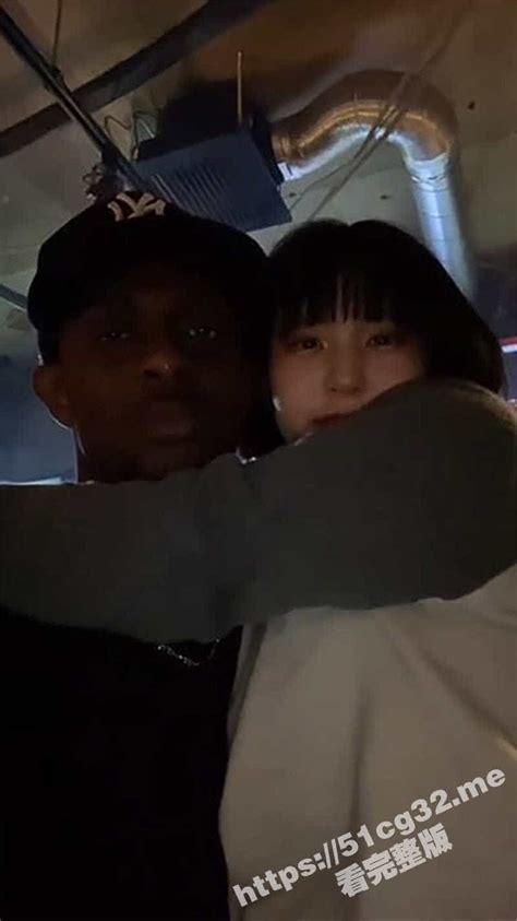 【ハメ撮り】日本の女の子、黒人観光客にお持ち帰りされマ コガバガバにされてしまう ポッカキット