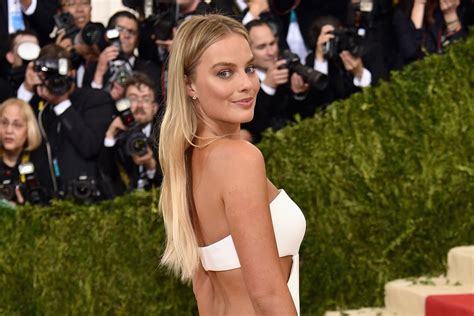 Suicide Squad S Margot Robbie Is Bookies’ Favourite To Be Next Bond