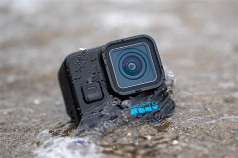 gopro hero  black review great     compact sizes gadgets  lupongovph