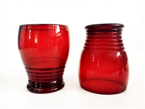 vintage set 6 ruby red drinking glasses ribbed glass beehive rings