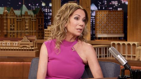 watch the tonight show starring jimmy fallon interview kathie lee