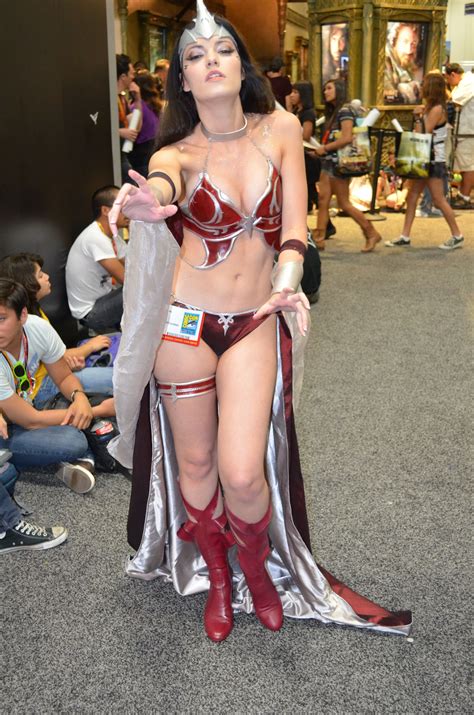 Comic Con The Top Four Hottest Cosplay Girls At Sdcc 2012 Comics