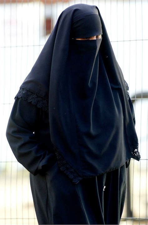 Police Force Could Allow Its Female Officers To Wear Burkas Metro News