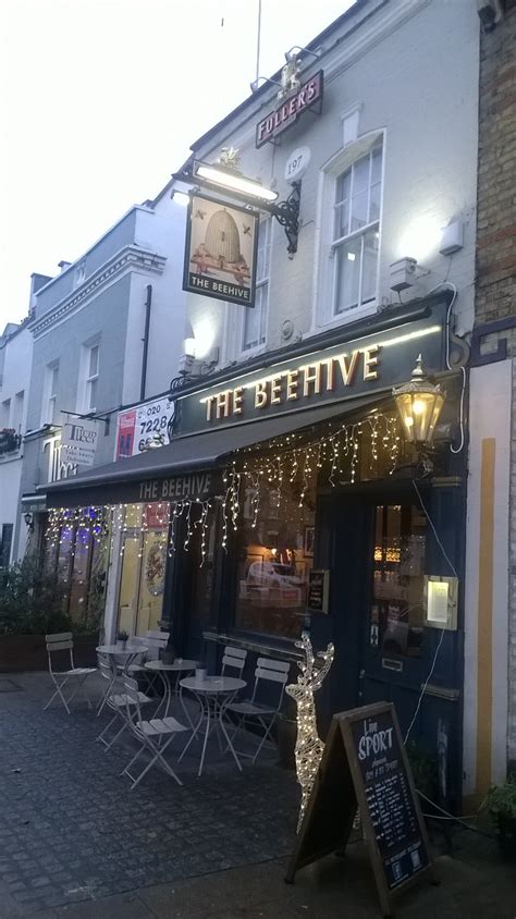 bees  twitter  bee themed pub    beehive st johns hill london