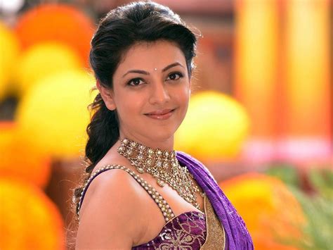 hot top 35 kajal aggarwal wallpapers hd images photos collection