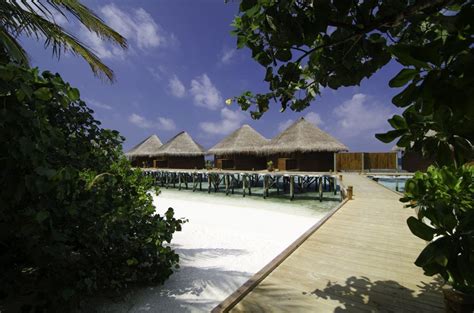 wasservilla aussenansicht mirihi island resort vilamendhoo holidaycheck alif dhaal atoll