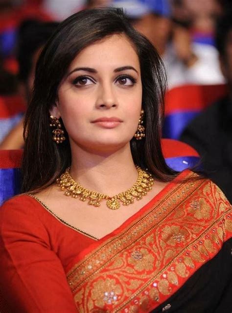 latest dia mirza full hd wallpapers images and picture