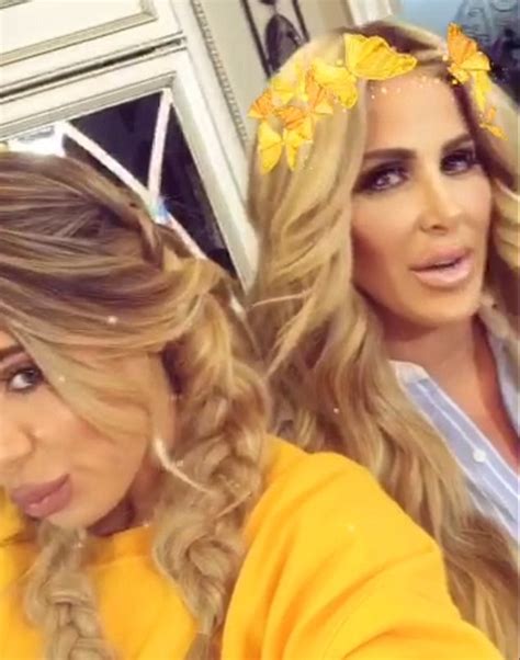 Kim Zolciak And Brielle Biermann Show Off Matching Pouts As Ariana Gets