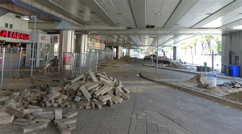 dagblad oude busstation op zuidplein wordt direct afgebroken