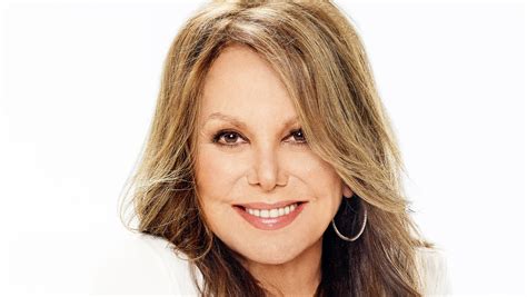that girl marlo thomas keeps reinventing herself