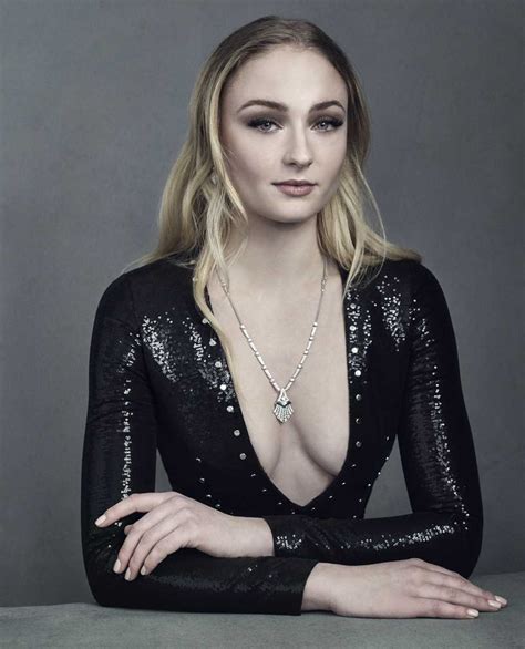 41 Hot Pictures Of Sophie Turner Sansa Stark Actress In