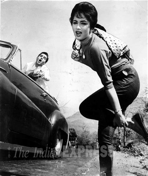 sadhana unseen pictures of bollywood s timeless beauty from express archives entertainment