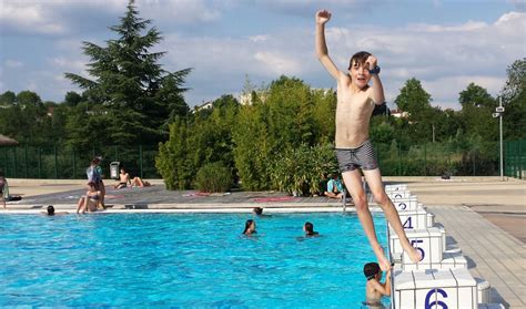 Public Pool Rules In France Require That Your Swimsuit