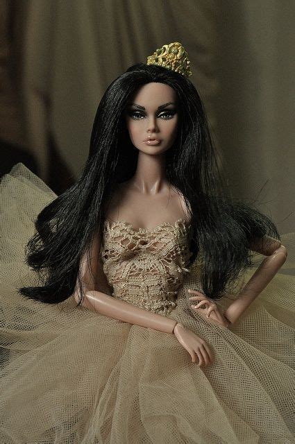 Pin By The Introverted Momma On Dollyworld Barbie Fashion Beautiful