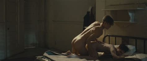 omg they re naked daniel radcliffe and olen holm get it on in kill your darlings omg
