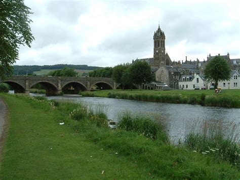 peebles sits   river tweed  picture  melrose  peebles southern scotland lands