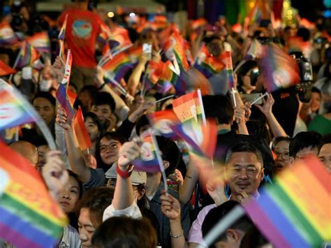 Same Sex Couples Will Now Have Full Adoption Rights In Taiwan