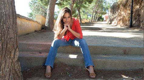 3500x1968 women women outdoors brunette lorena garcia jeans pants