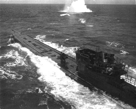 picture 1 of 6 u 848 sunk 5 nov 1943 in the south