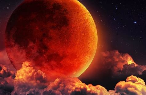 tonights historic blood moon