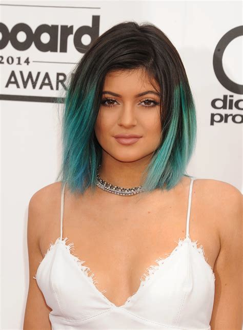 Kylie Jenner See Every Angle Of Every Beauty Look At The Billboard