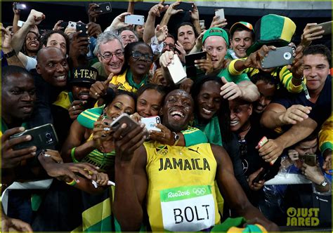 usain bolt wins second straight gold medal at rio olympics photo