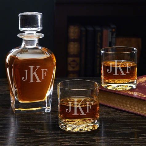 11 Best Bourbon Glasses To Enhance Your American Whiskey
