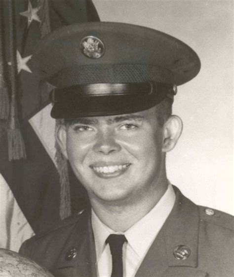 Frank Aloysious Herda Vietnam War U S Army Medal Of Honor Recipient