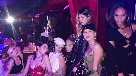 Bella Hadid Kendall Jenner Hit Paris Strip Club With Model Pals