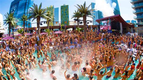 photos the hottest pool parties in las vegas