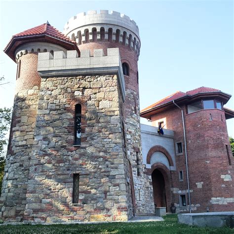 vlad tepes castle  bucharest earths attractions travel guides  locals travel