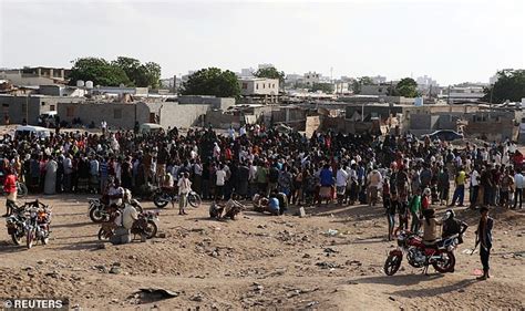 two paedophiles publicly executed in yemen for raping and