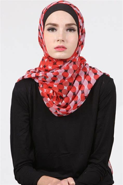 pashmina hijab harga khusus  rp  warna red bahan
