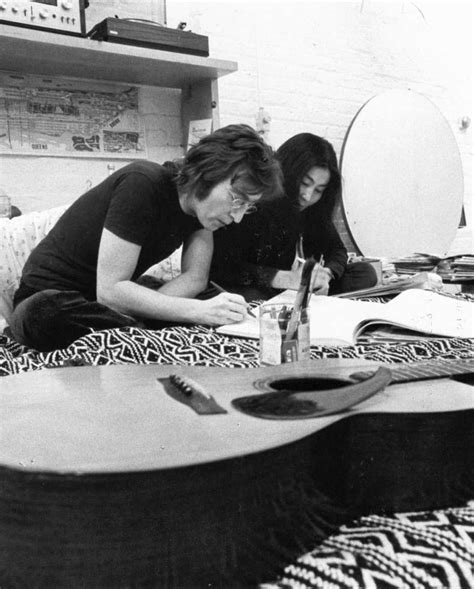 Супер Семидесятых Фото John Lennon And Yoko John Lennon The Beatles