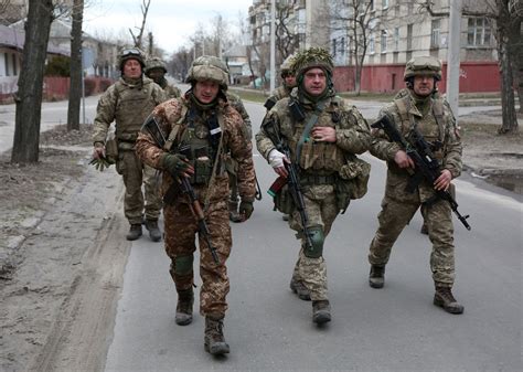 Russia Confirms 6 Belarusian Soldiers Fighting For Ukraine Captured Or