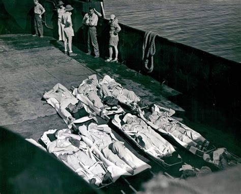 sinking   uss indianapolis pieces  history