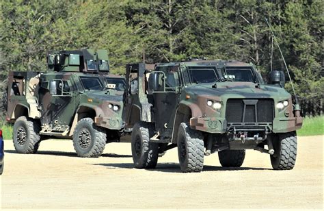 jltv program proves  army  acquire   combat vehicle