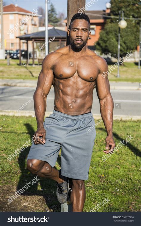 black men muscle nude sex photo