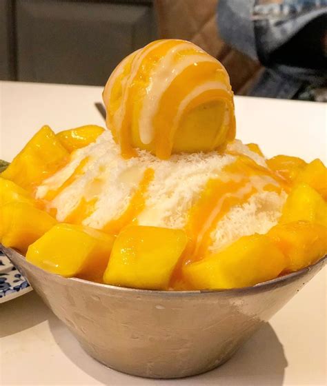 Mango Bingsoo Korean Shaved Ice Dessert Food Good Food Recipes