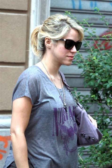 Shakira Shakira Pregnant Pictures