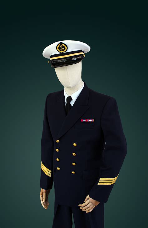 marine nationale maitre officier marinier la compagnie du costume