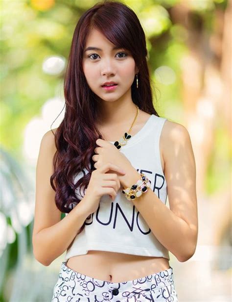 summer thai girl girl model female form thailand crop tops cute