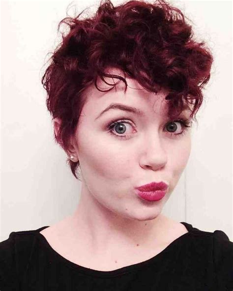 Curly Pixie Haircuts 2021 Update Pixie Short Hairstyle Ideas Page 3