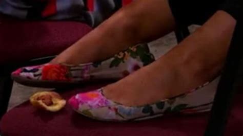 Printed Floral Flats Shoes Worn By Cat Valentine Ariana
