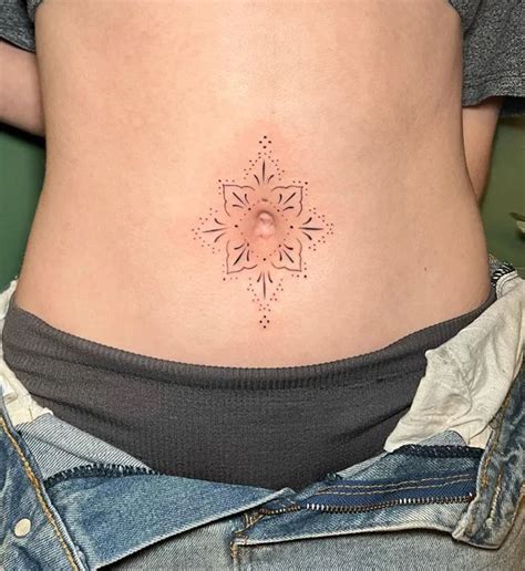 86 Appealing Belly Button Tattoo Ideas For This Year