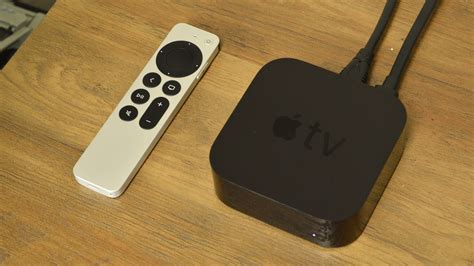apple tv   review   remote   world  difference